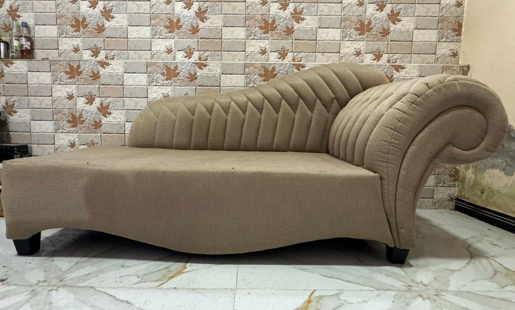 Couch & Divan